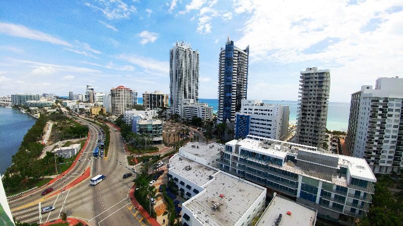 The Casablanca On The Ocean West Tower Hotel Miami Beach Exterior photo